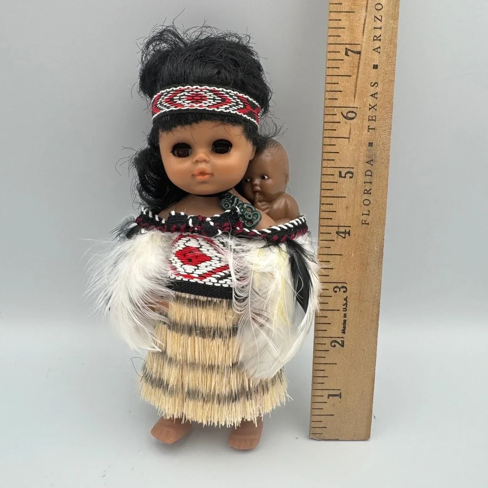 Maori Mother and‎ Baby Doll Traditional Attire Feather Skirt Headband